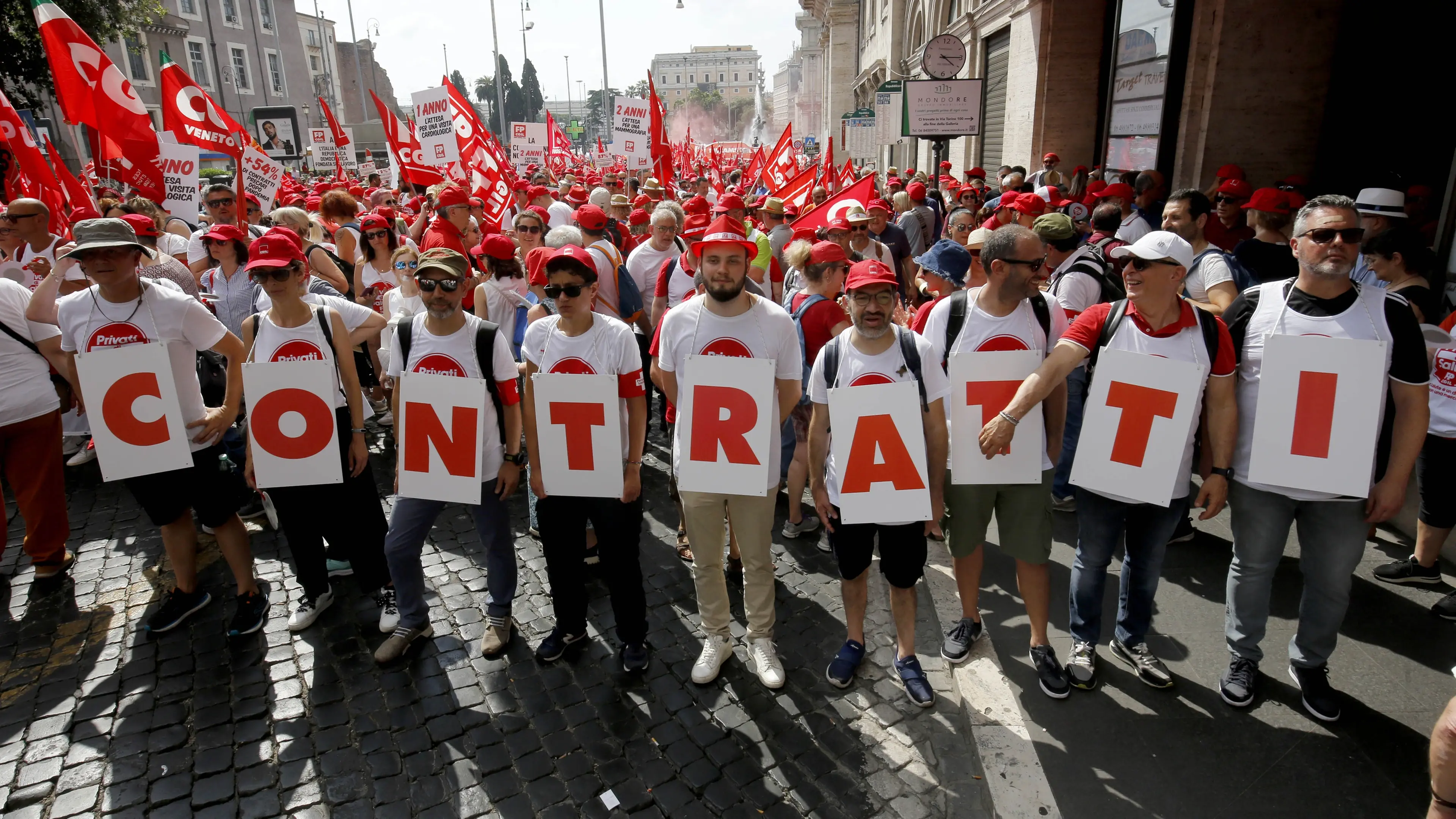Contratti, tre milioni di lavoratori in attesa