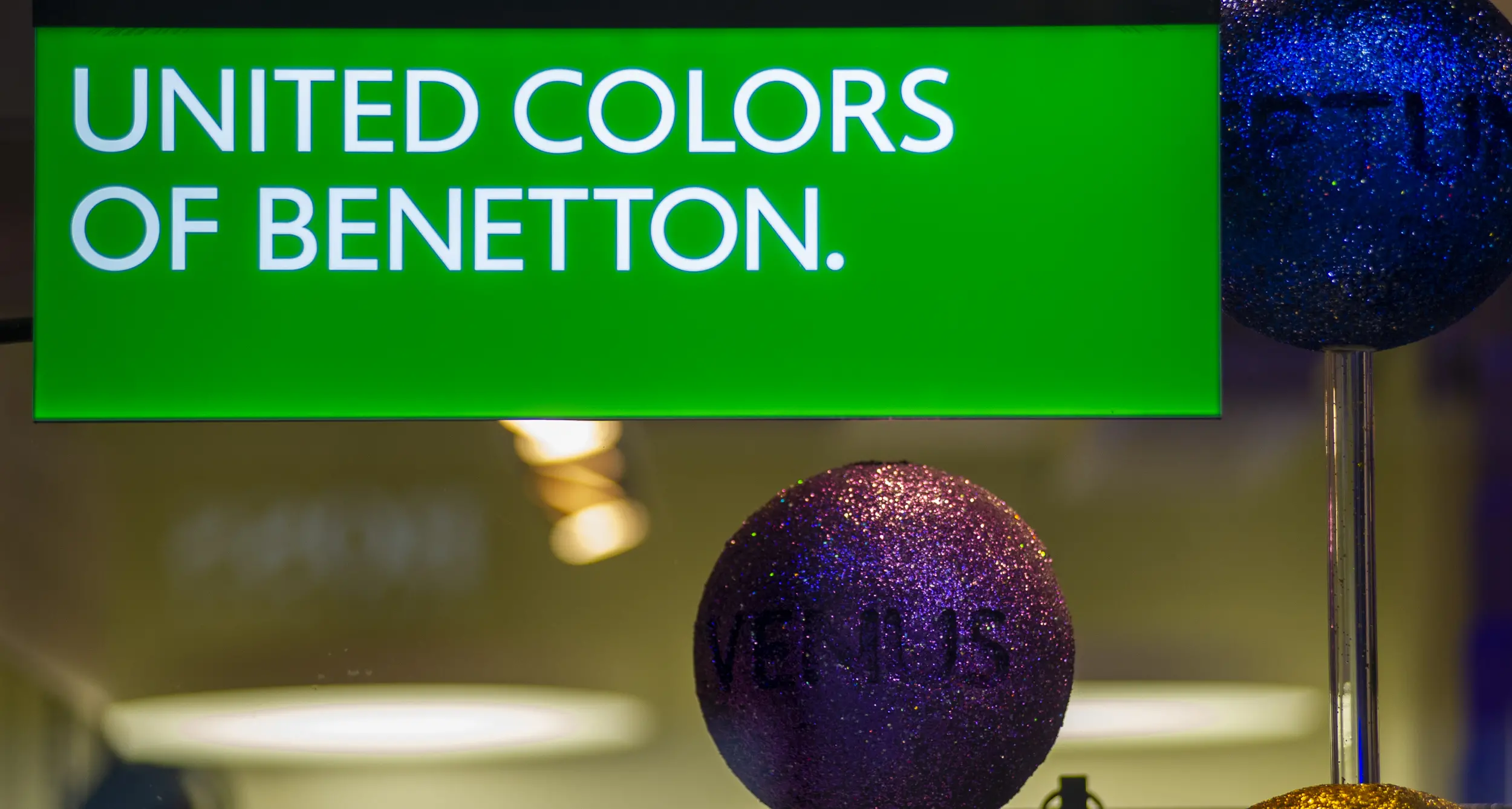 Benetton, sciopero contro la riduzione dell’orario del 90%