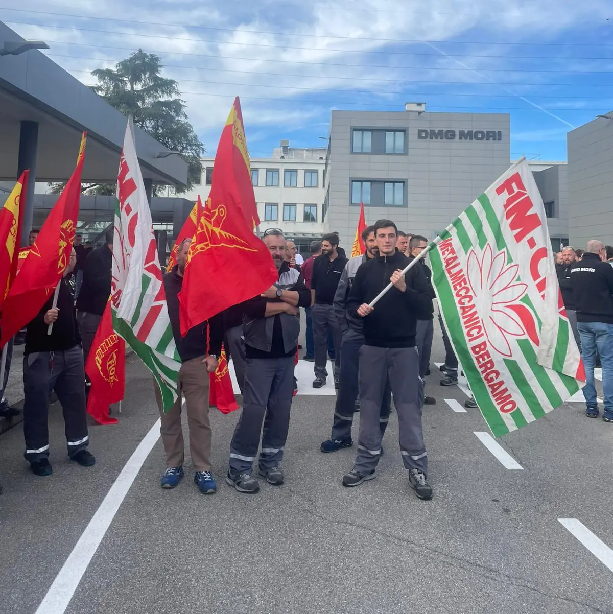 Licenziato un delegato sindacale alla DMG di Brembate: scatta lo sciopero