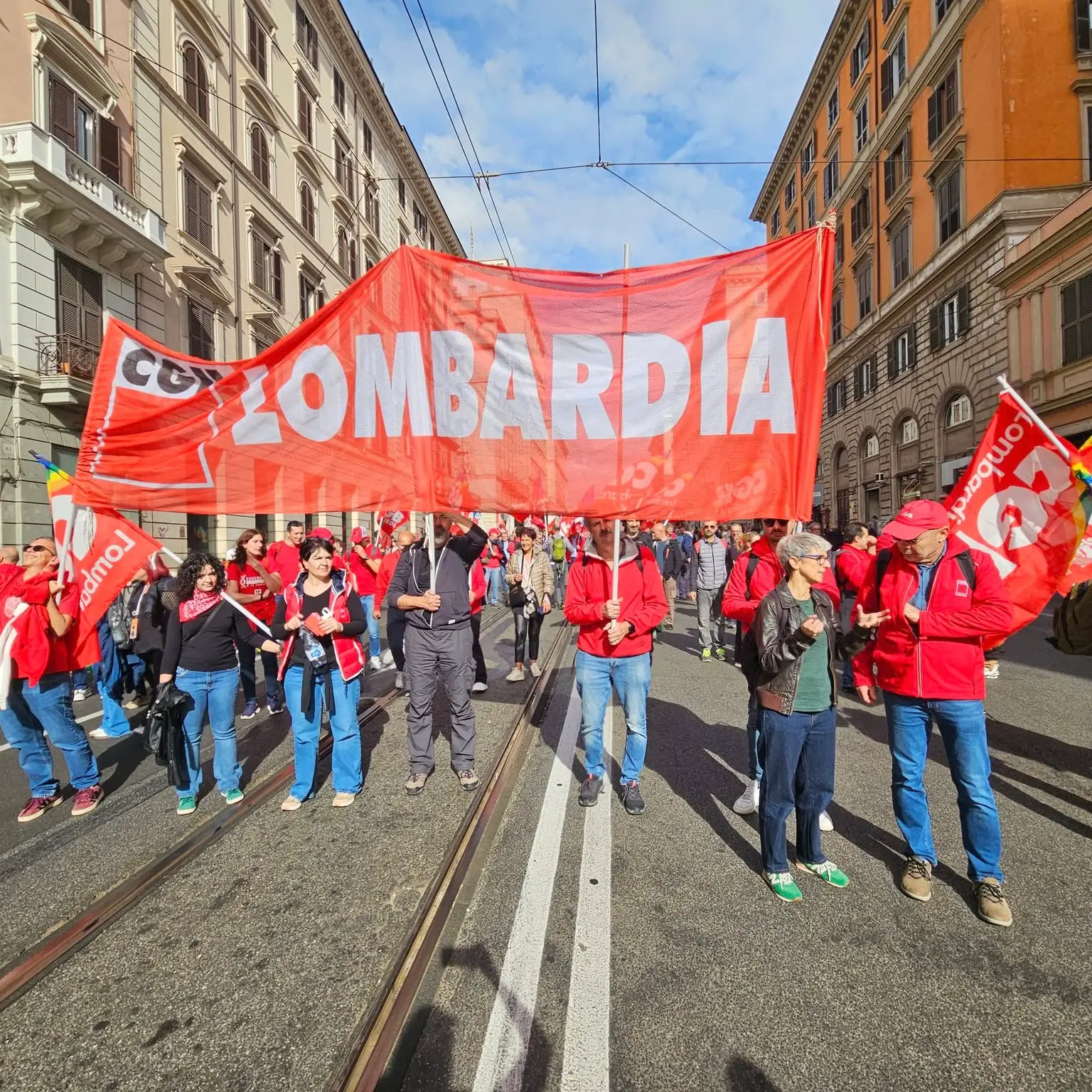 La denuncia di Cgil, Fp, Spi Lombardia: “Il ruolo della Regione nello smantellamento del servizio sanitario nazionale”