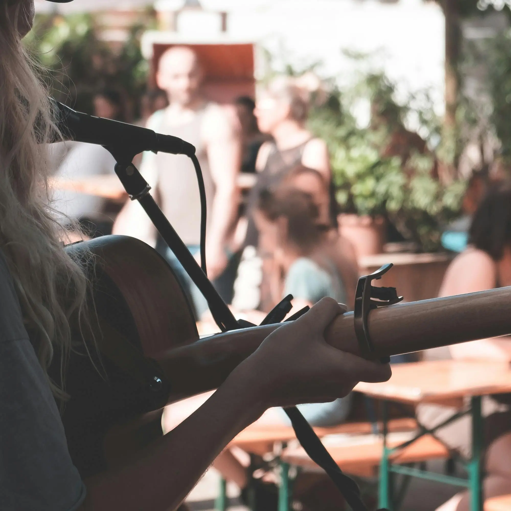 Cantantessa o cantautrice? Il gender gap nella musica d’autore
