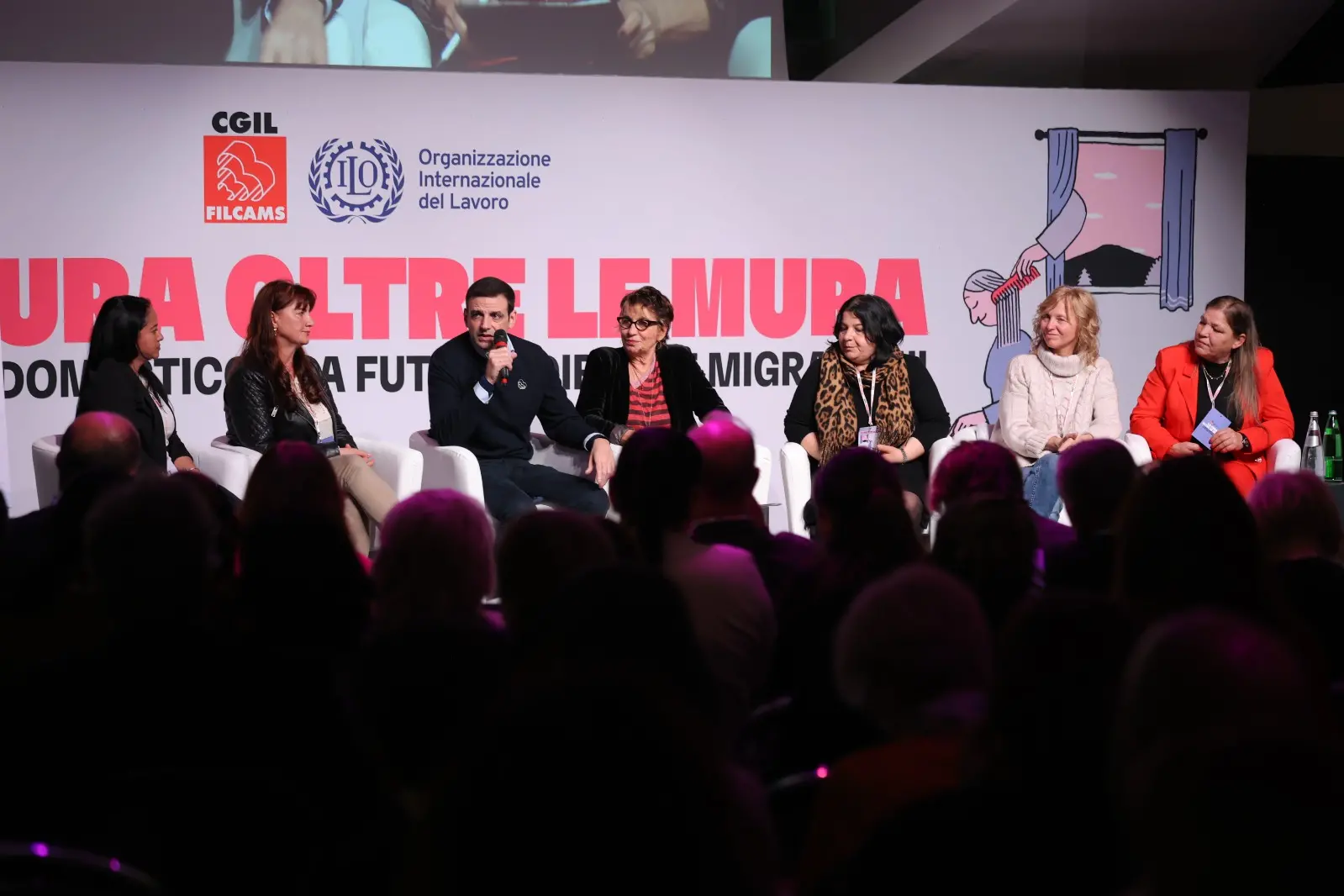 Il lavoro che cura ma non è curato: oltre metà dei domestici è irregolare