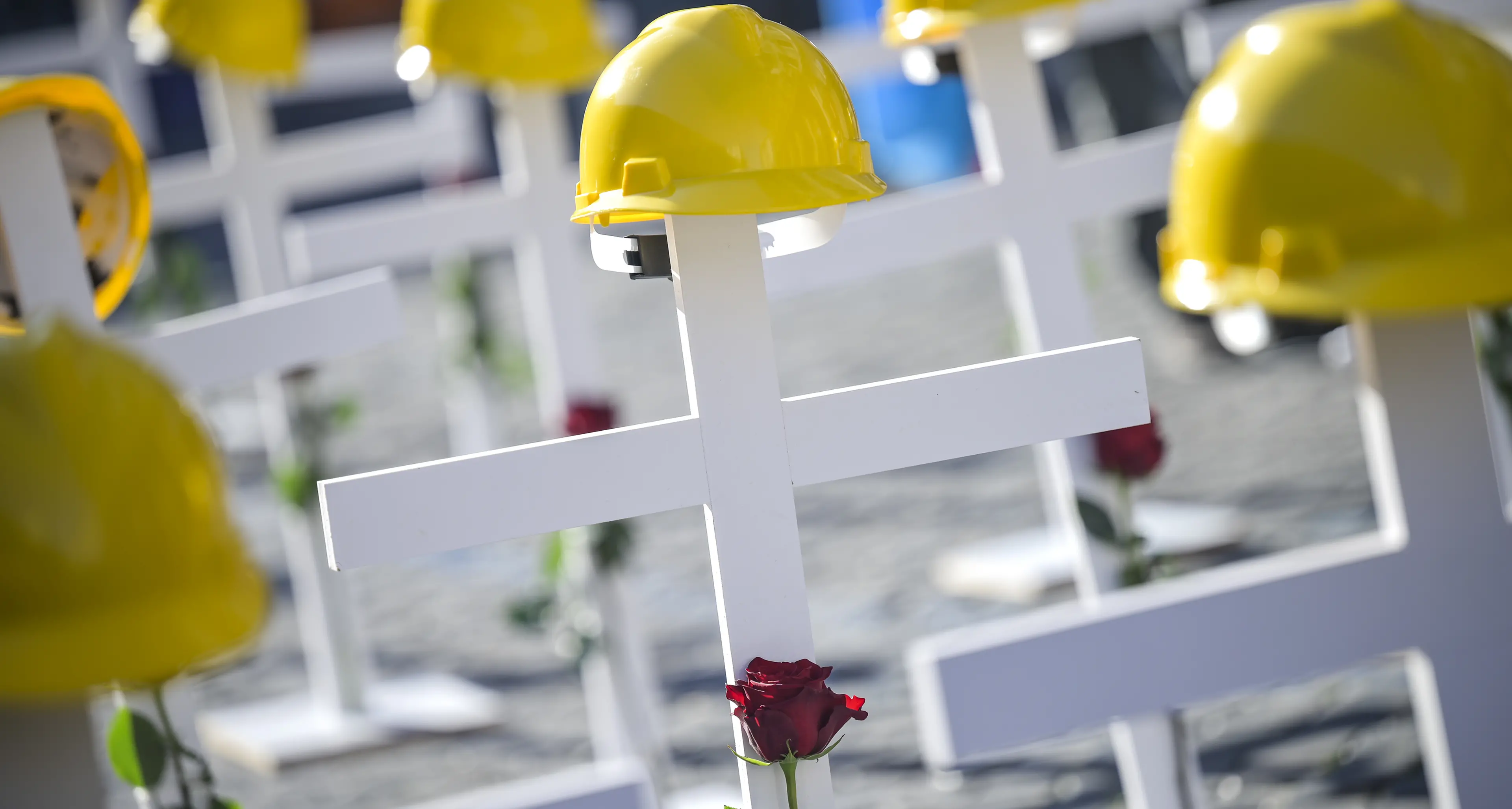 Ottobre nero del lavoro: 124 morti