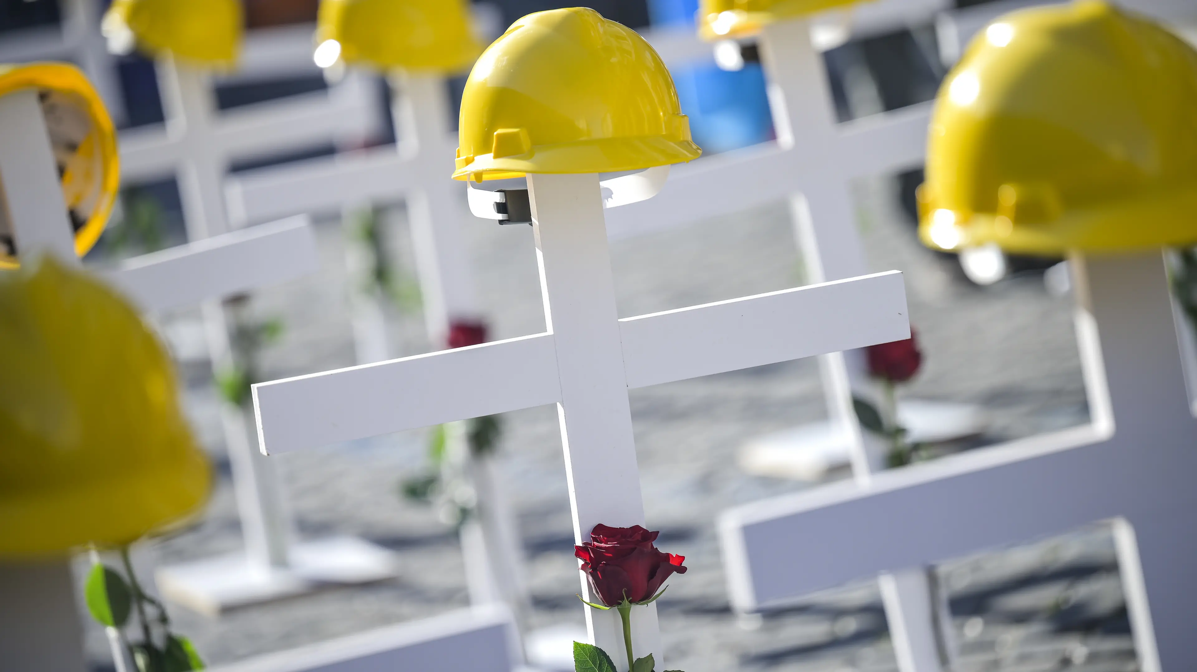 Ottobre nero del lavoro: 124 morti