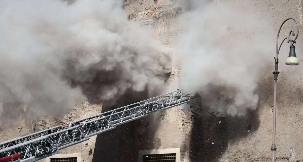 Un mese fa la morte dell’operaio nel crollo della Torre dei Conti a Roma. Di Cola, Cgil: “Nessuno ne parla più”