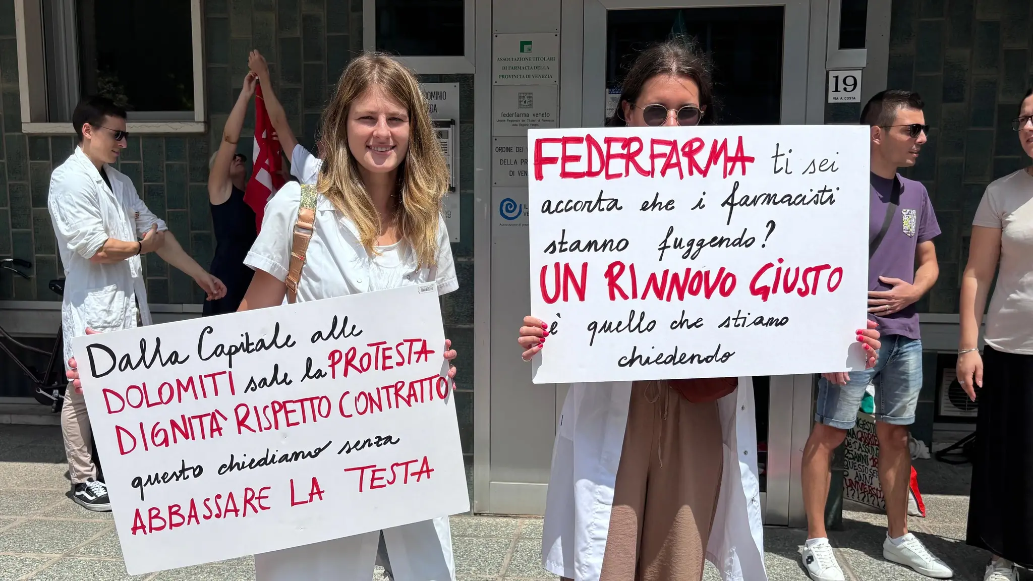 <p>Farmaciste venete protestano lo scorso luglio</p>\\n