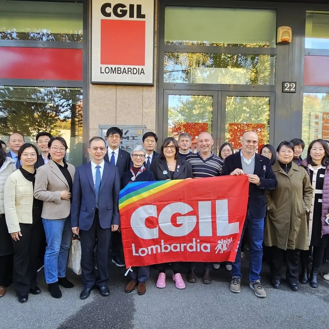Dalla Cina a Milano per studiare il sistema della tutela del lavoro: incontro in Cgil Lombardia