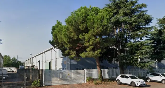 Il Gruppo Freudenberg annuncia la chiusura a Rho. Fillea: “Vuole spostarsi in Slovacchia e Usa per via dei dazi”