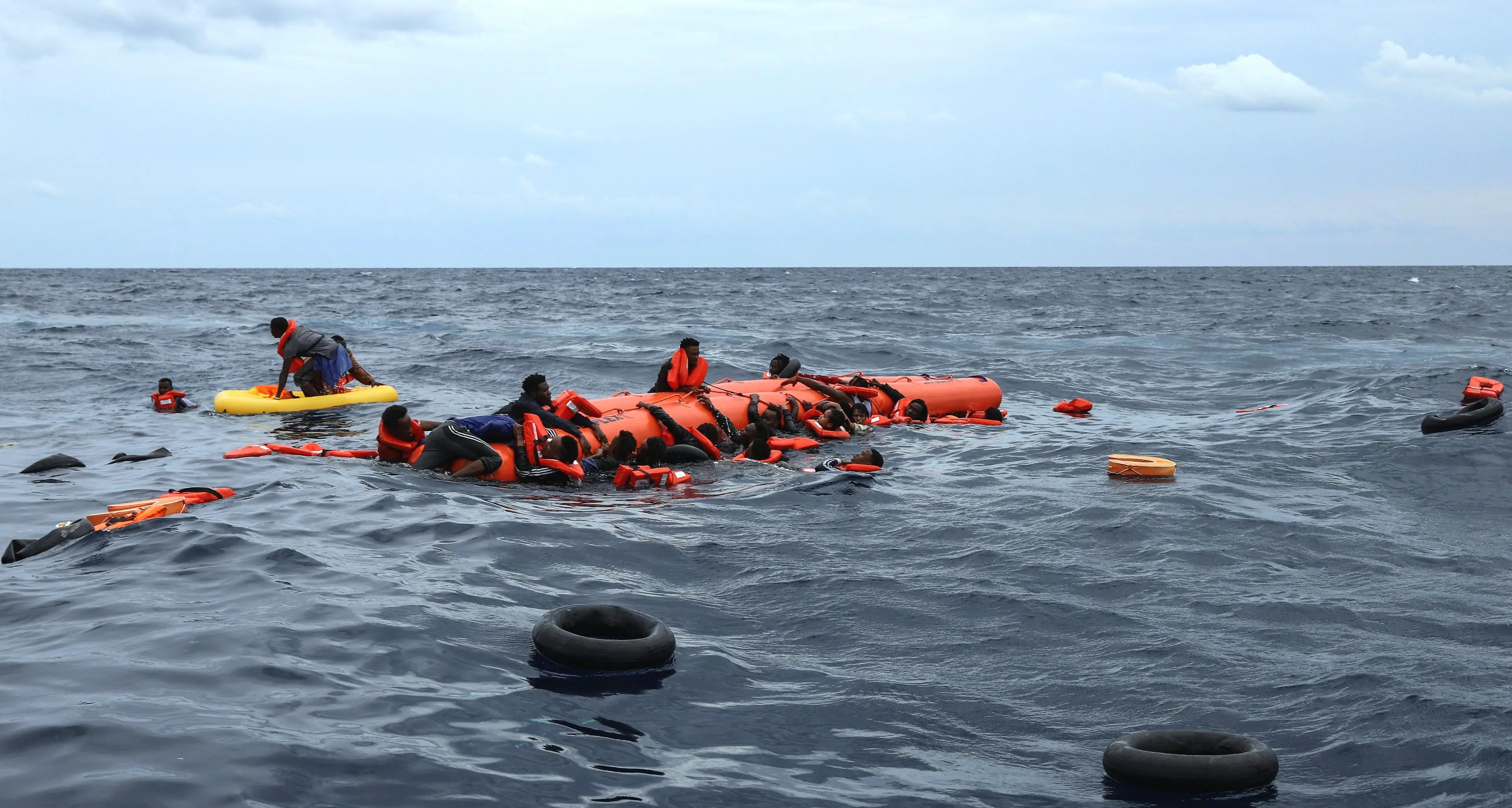 Migranti, l’ennesima tragedia