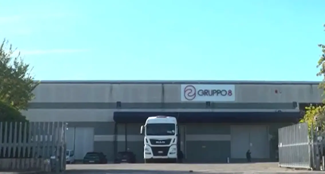 Gruppo8-Sofalegname chiude e rifiuta ogni accordo