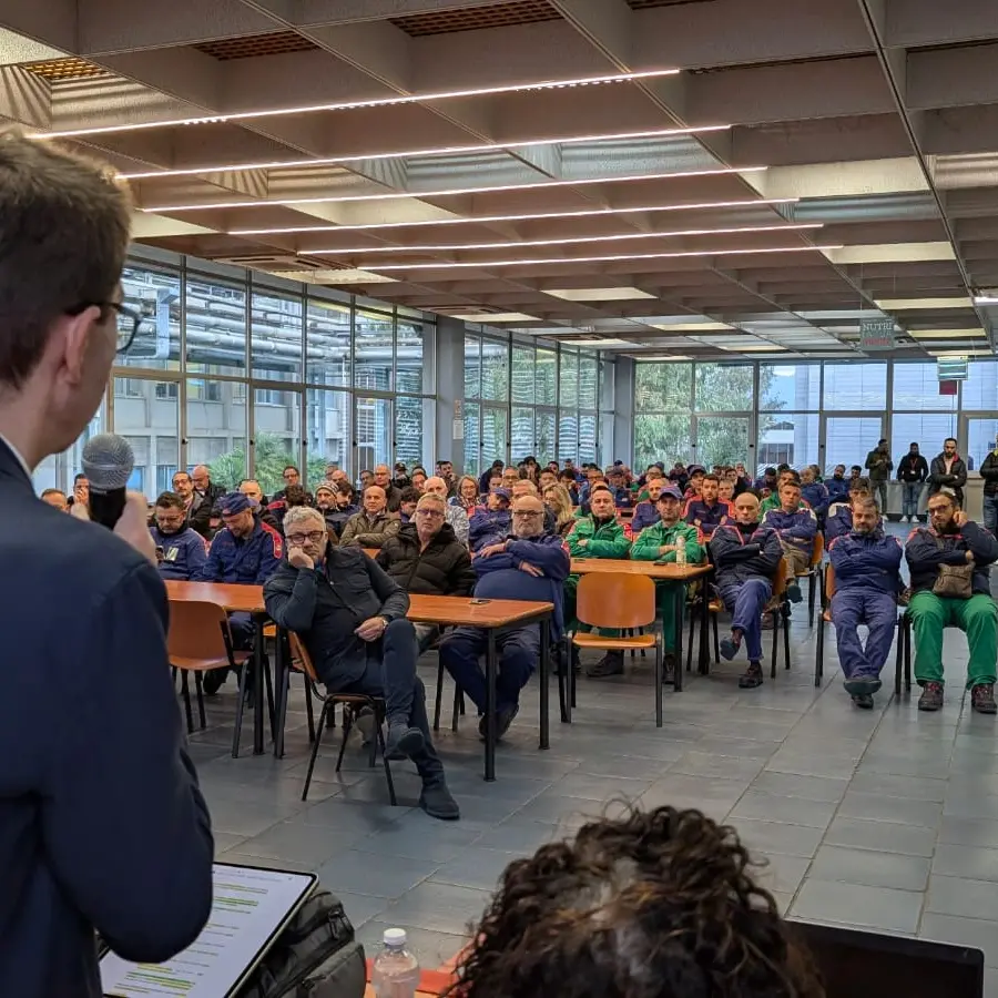 Pomigliano d’Arco, alla Leonardo partono le assemblee verso lo sciopero del 12 dicembre