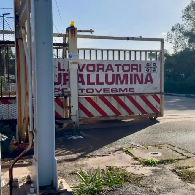Eurallumina: nessuna risposta, continua l’occupazione del silo