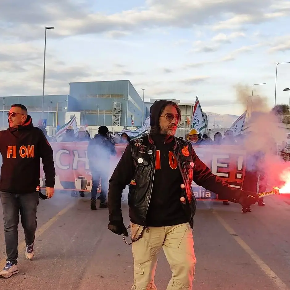 Ex Ilva, a Genova lavoratori occupano lo stabilimento