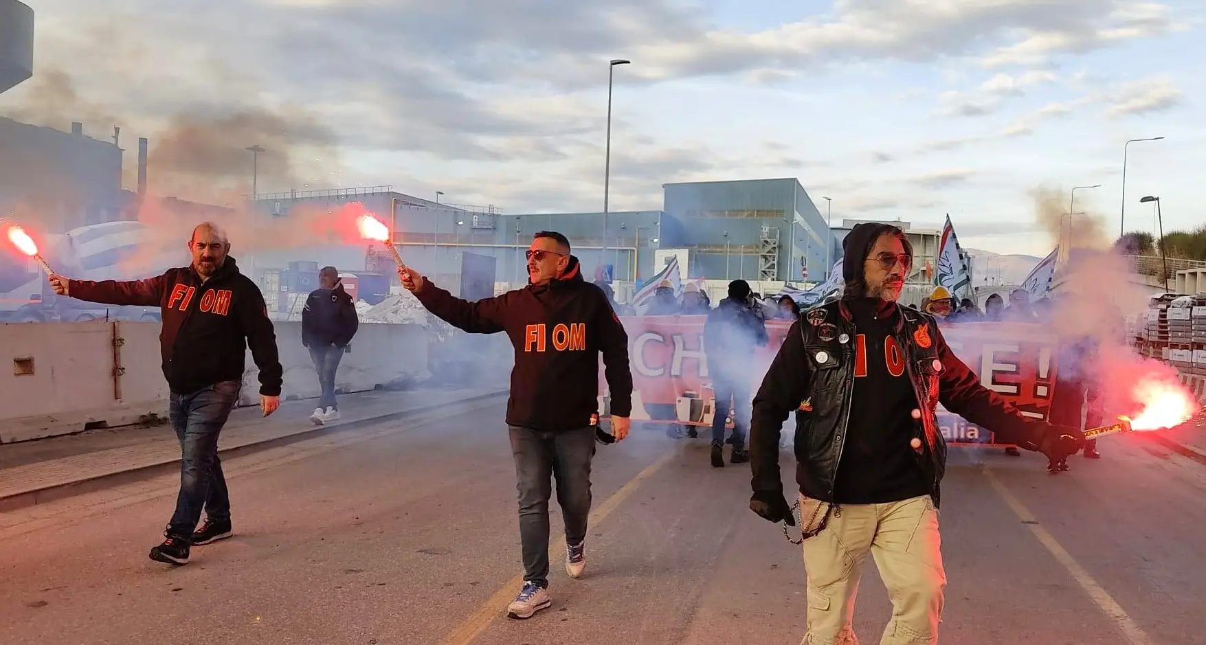 Ex Ilva, a Genova lavoratori occupano lo stabilimento