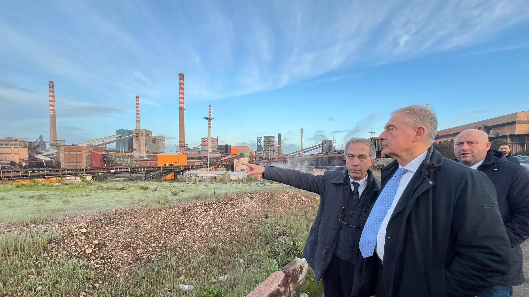 Il governo Meloni sta accompagnando l’ex Ilva verso la chiusura