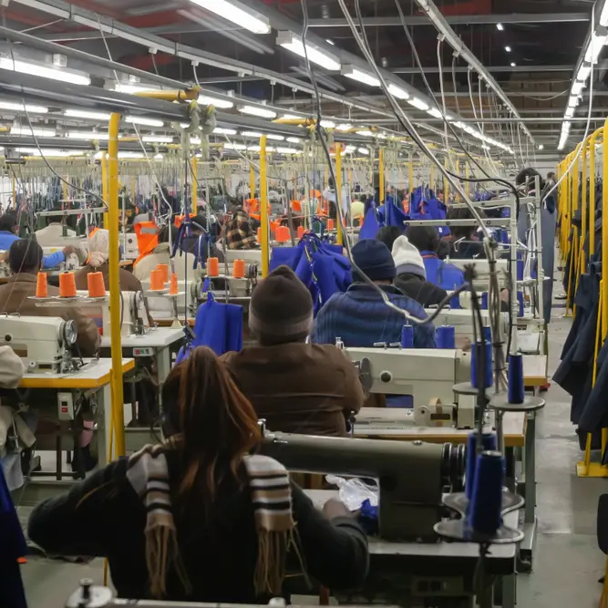 Firenze si mobilita contro lo scudo penale nella moda