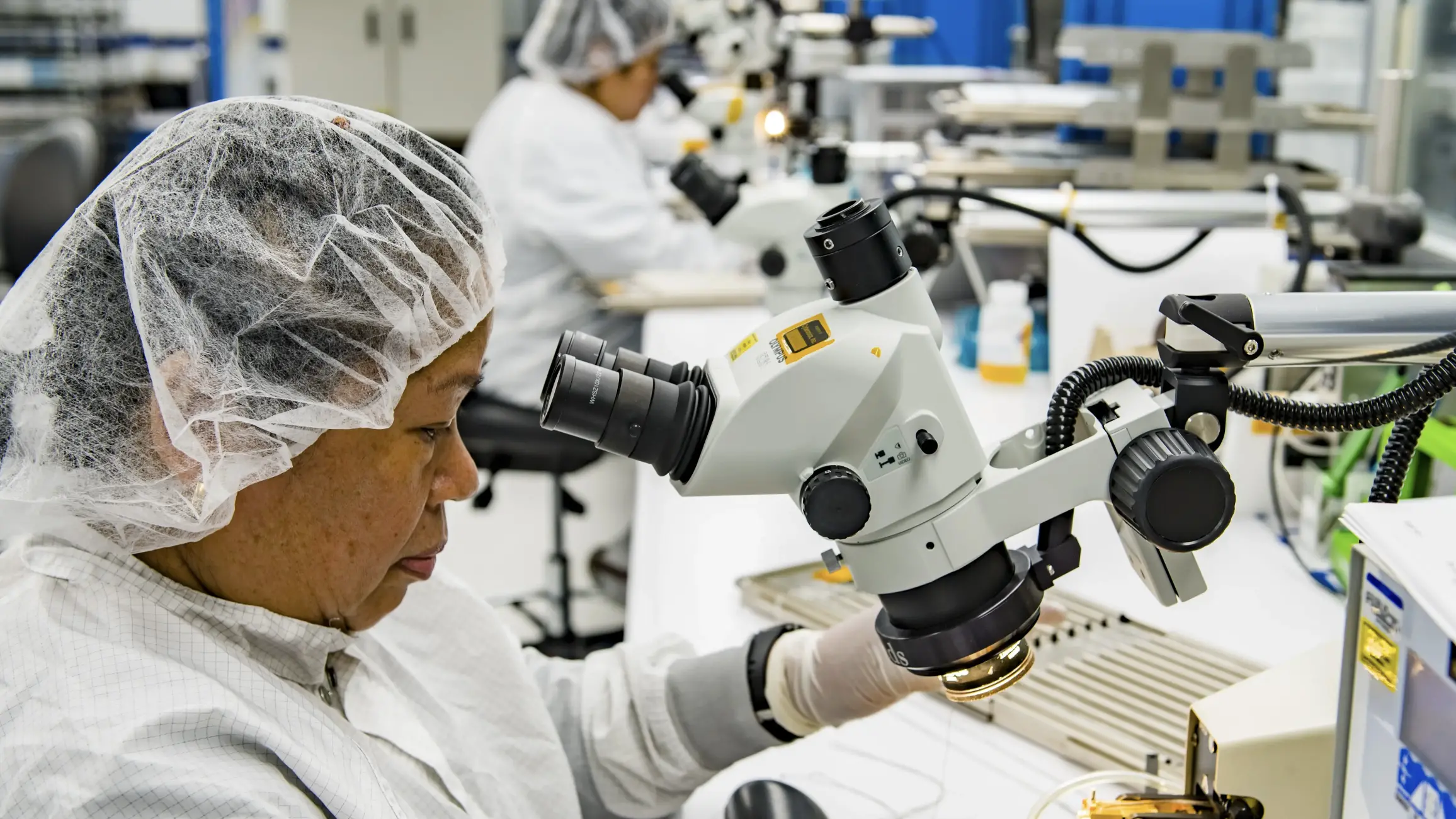 Mirandola, Livanova assume 150 lavoratori: “Più diritti e stabilità”