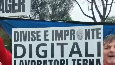Roma, lavoratori Terna in presidio: “Politiche coercitive insostenibili”