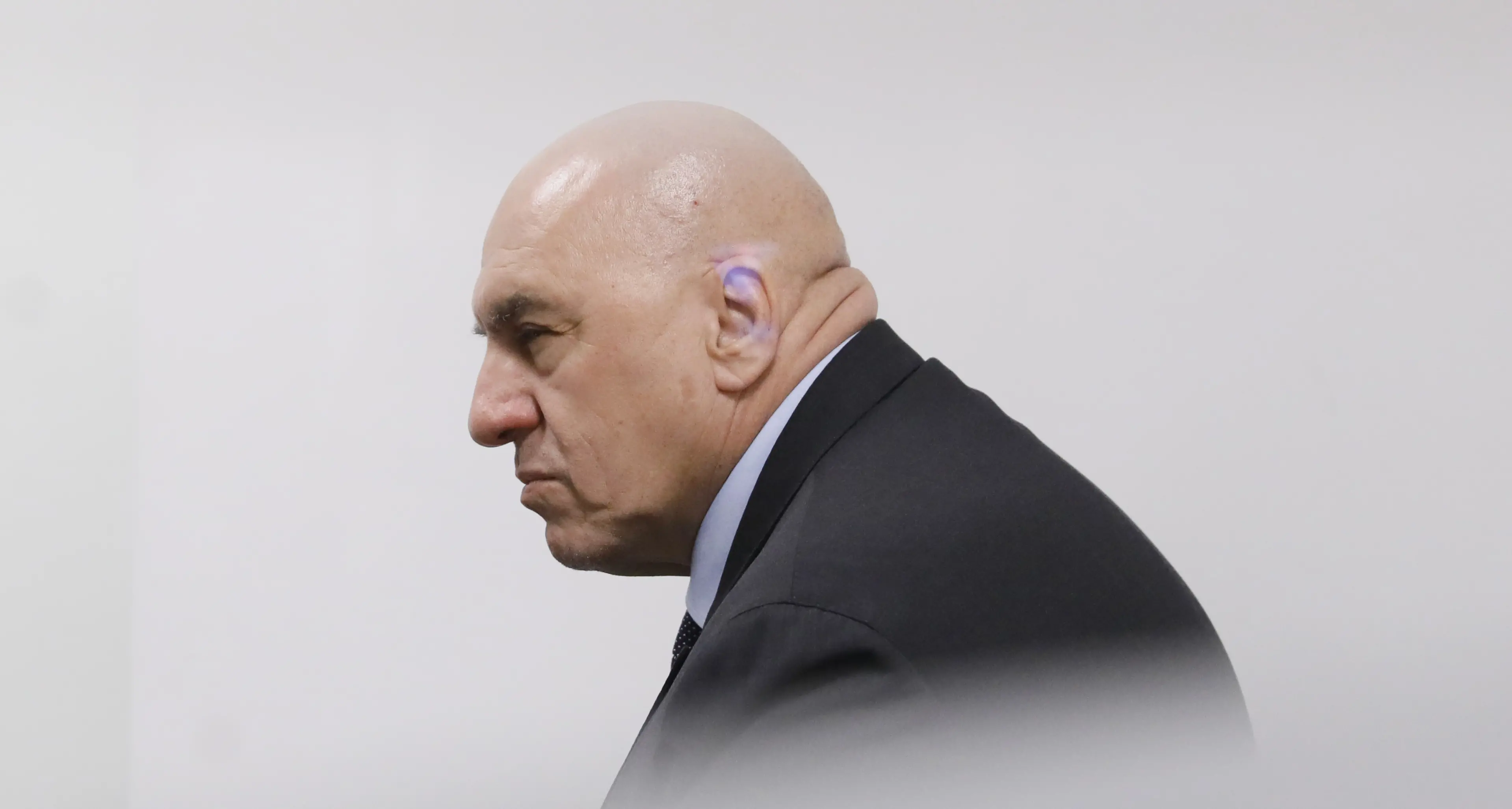 Venti di guerra, Crosetto rivuole il servizio militare