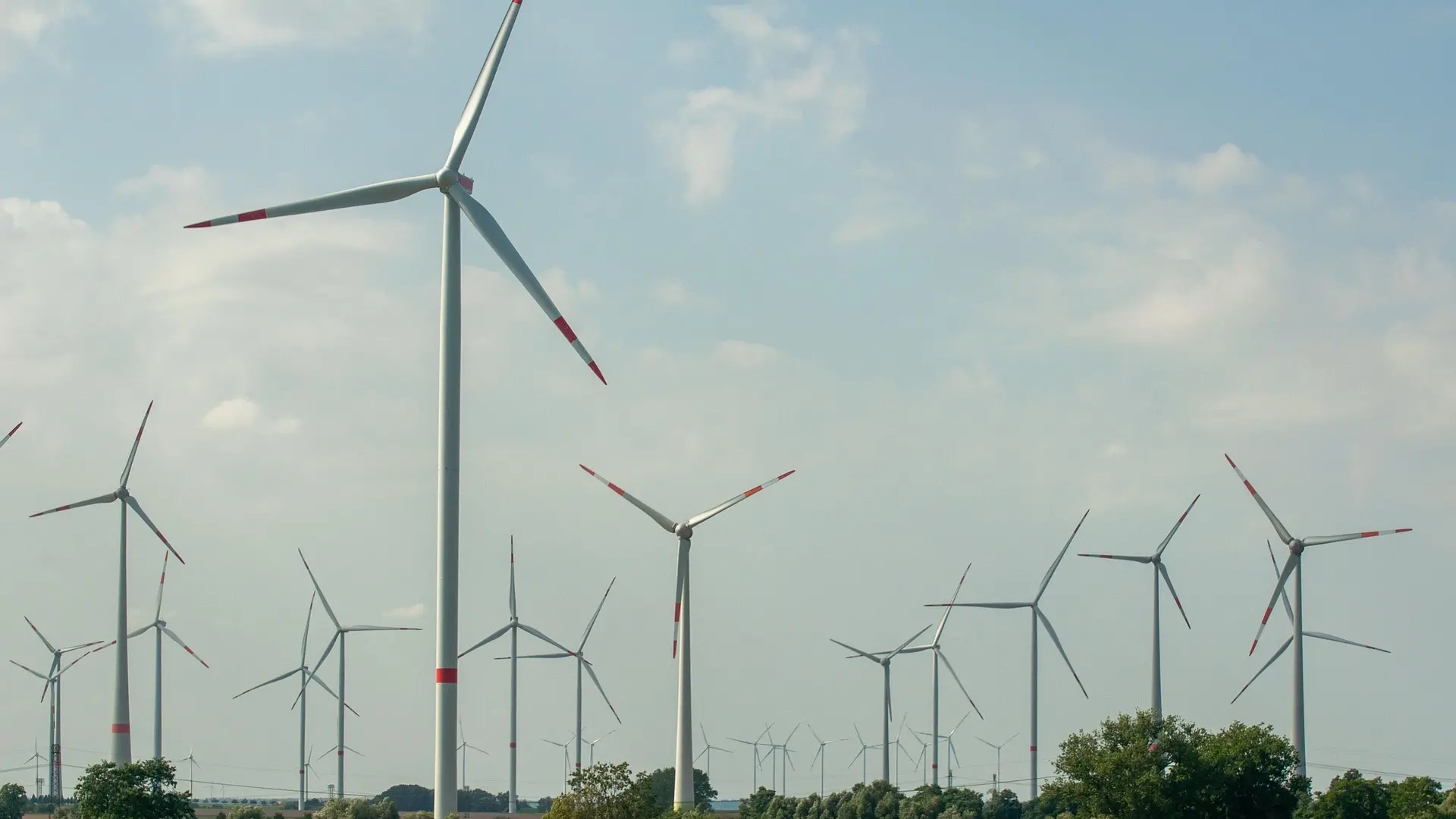 La decarbonizzazione? Fa bene all’economia e al lavoro