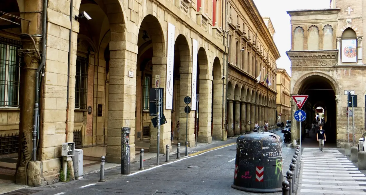 Università di Bologna. Fracassi, Flc: inaccettabili ingerenze del governo