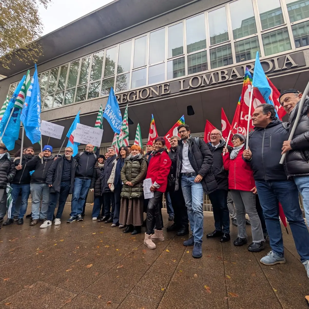 Riforma Disabilità: presidio a Milano, sindacati in Regione