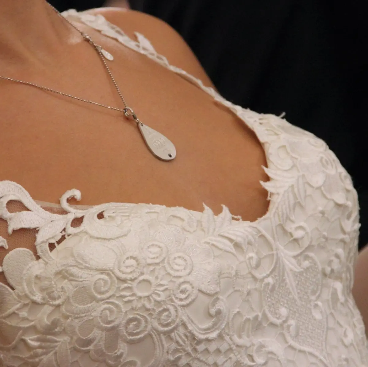 Matrimoni in calo, Carlo Pignatelli licenzia