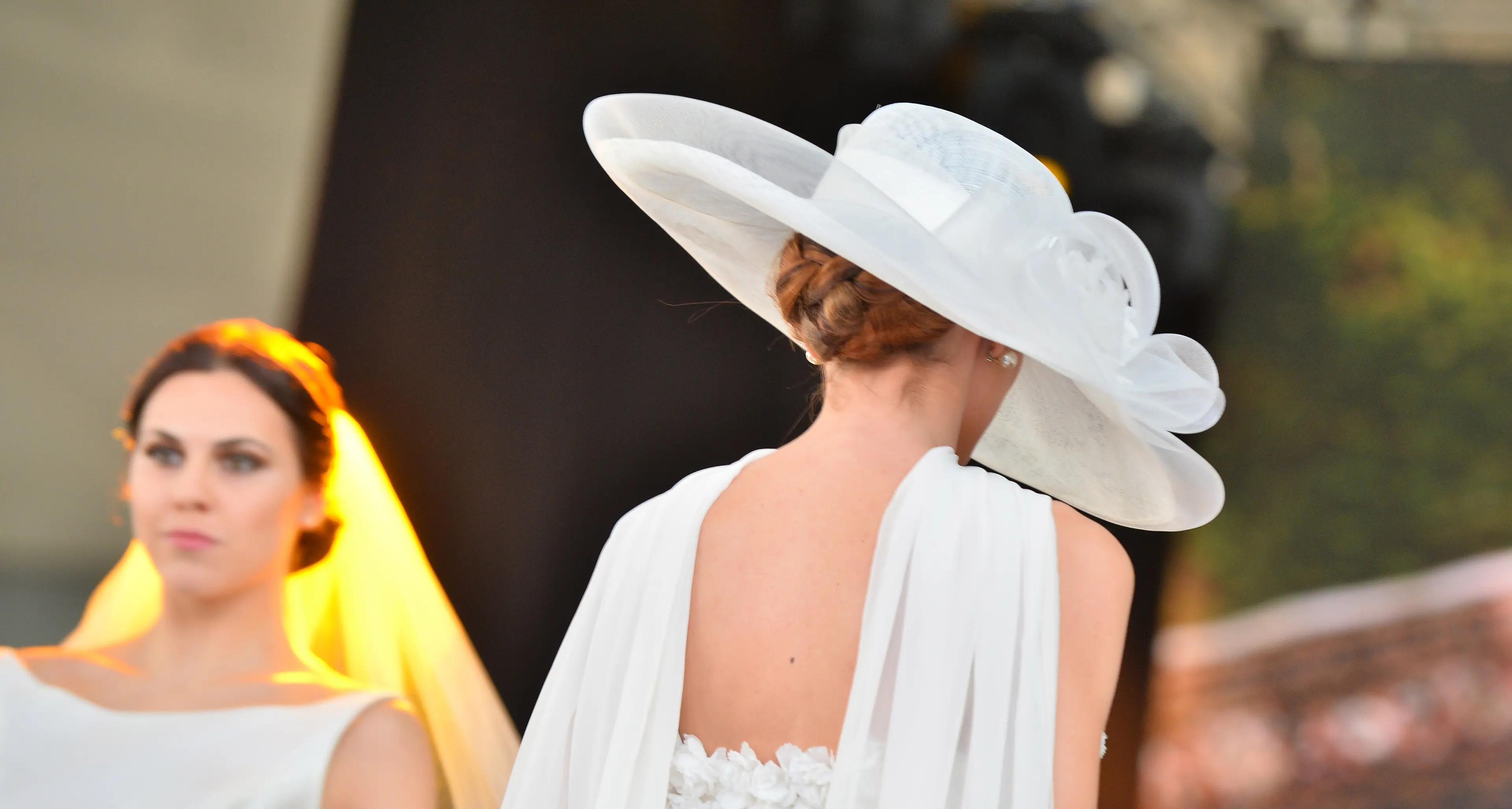 Matrimoni in calo, Carlo Pignatelli licenzia