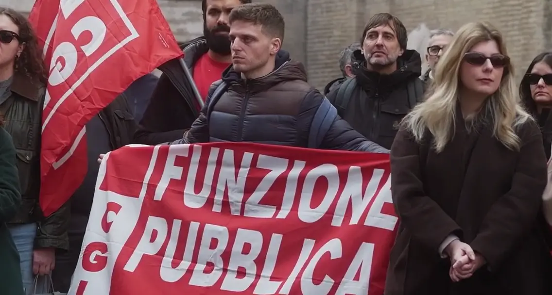 Precari della giustizia in piazza: “Chiediamo rispetto e diritti”