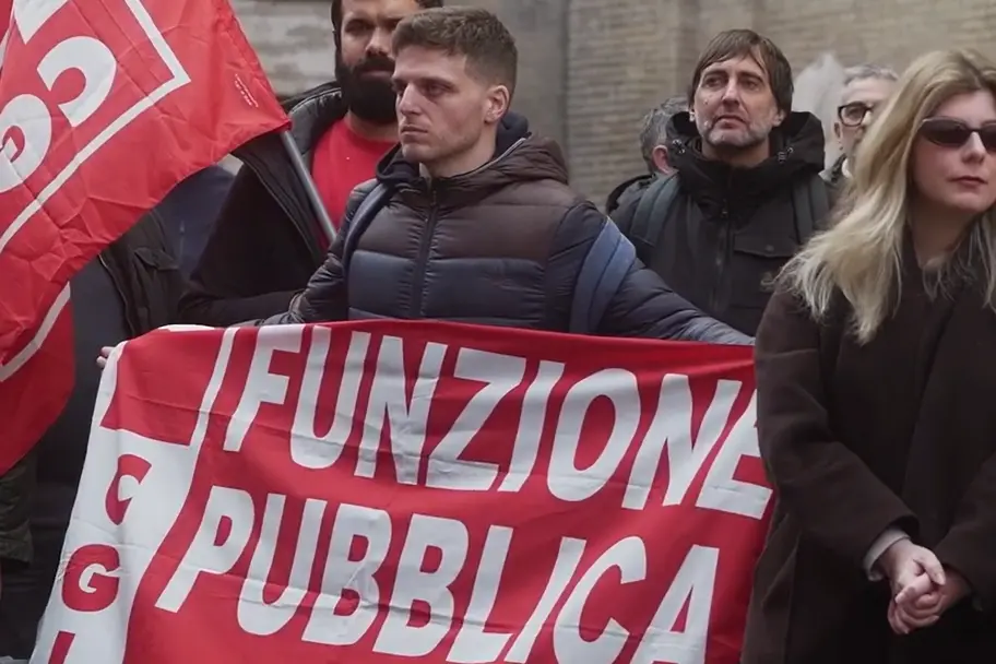 Precari della giustizia in piazza: “Chiediamo rispetto e diritti”