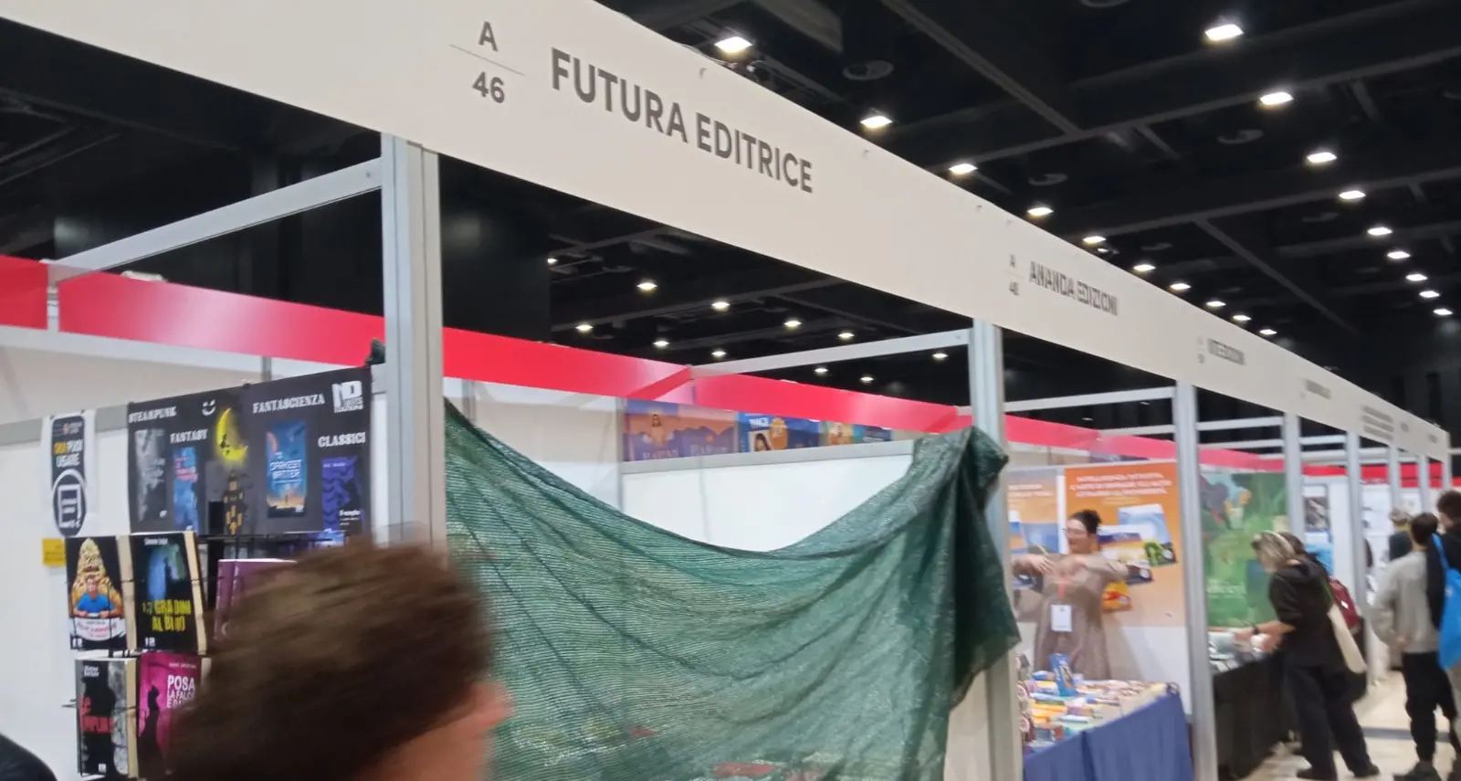 Editori in rivolta a “Più libri più liberi”: blackout contro la presenza di una sigla di estrema destra