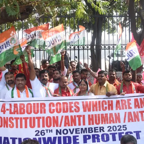 India, perché i sindacati protestano contro la maxi riforma del lavoro