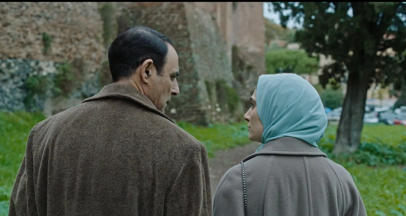 “La bambina di carta” e l’infanzia dei matrimoni forzati