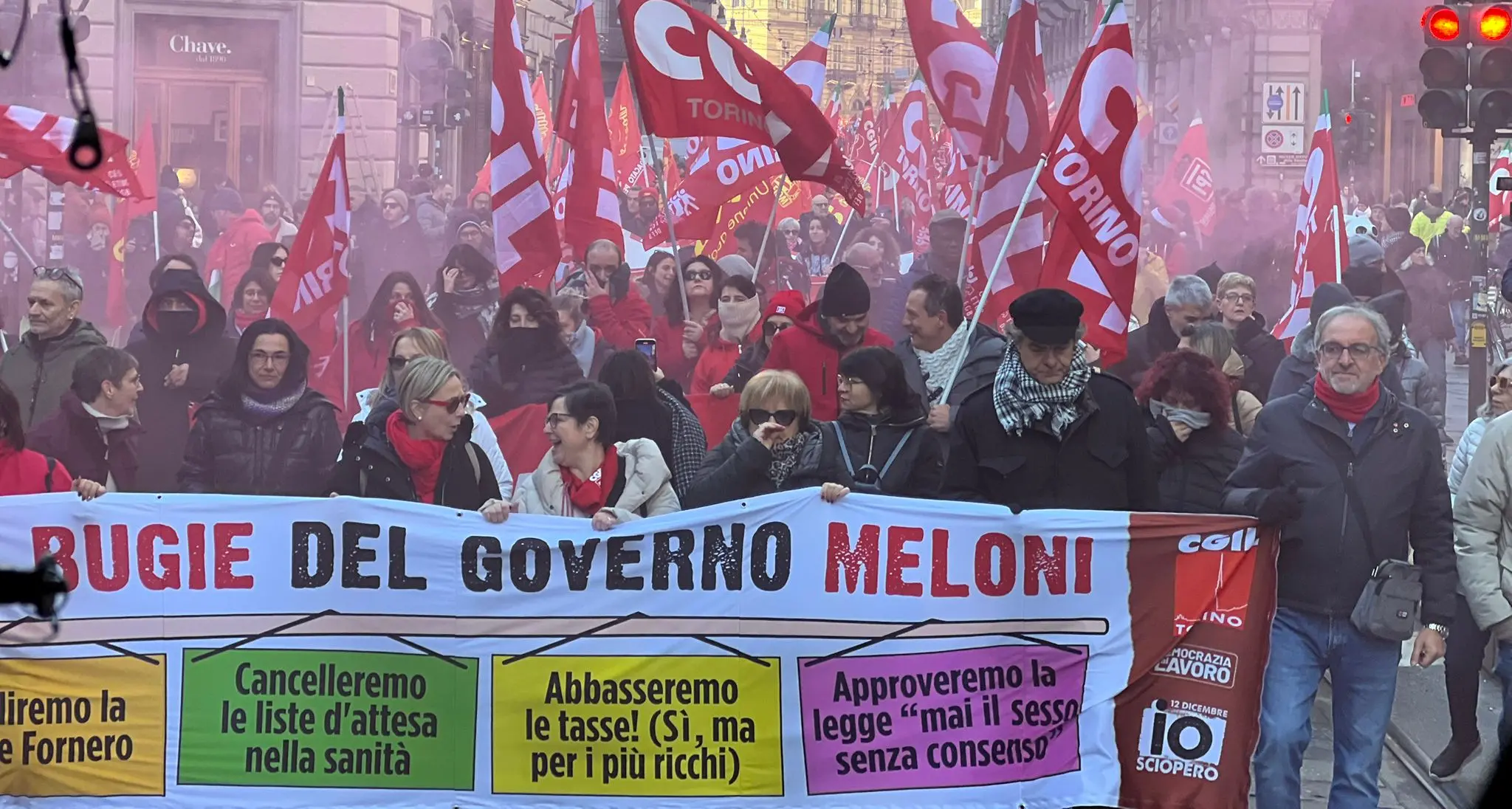 Sciopero generale Cgil: adesione al 68%, mezzo milione in piazza
