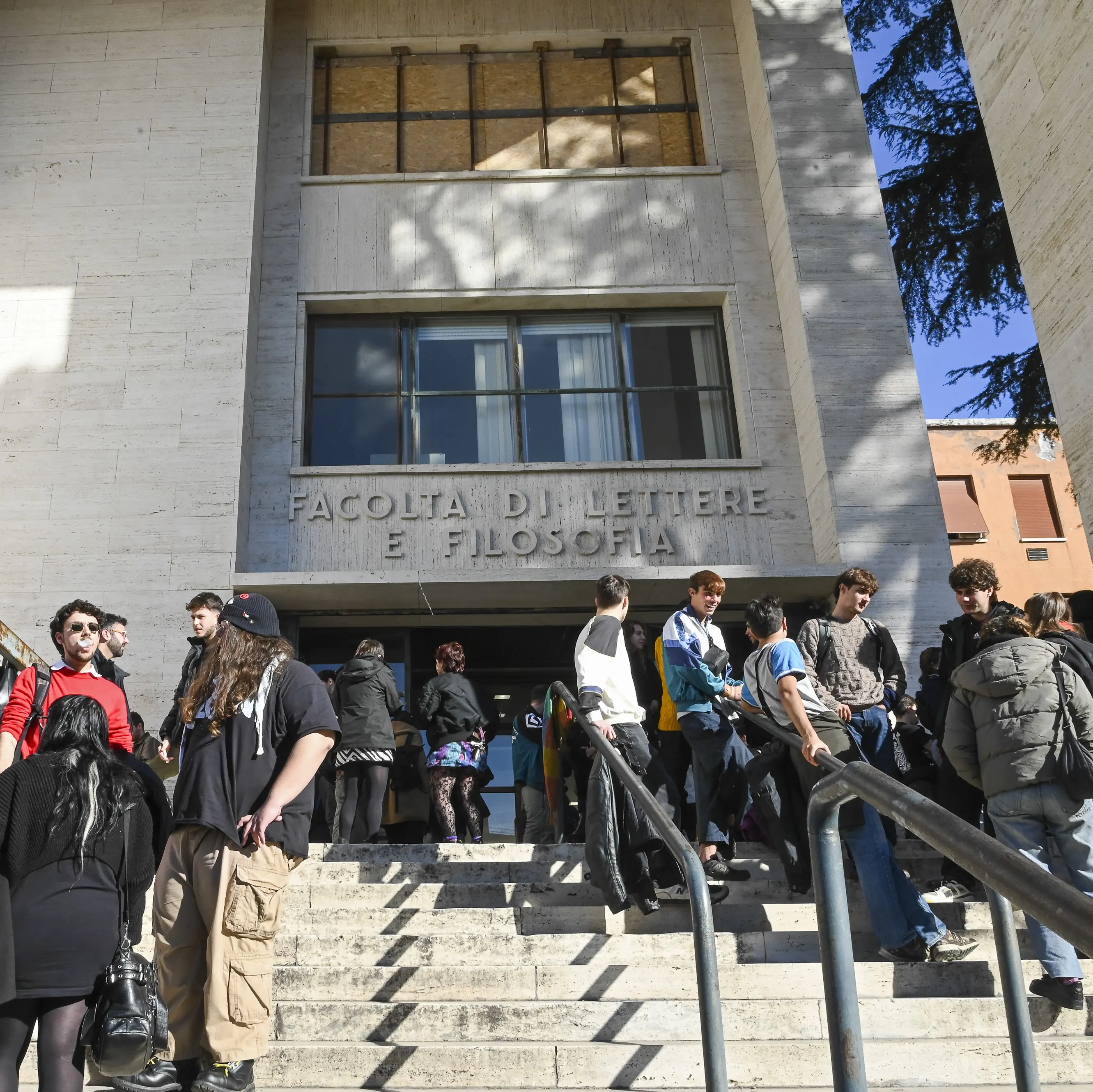 Università? In Italia sempre più cara e inaccessibile