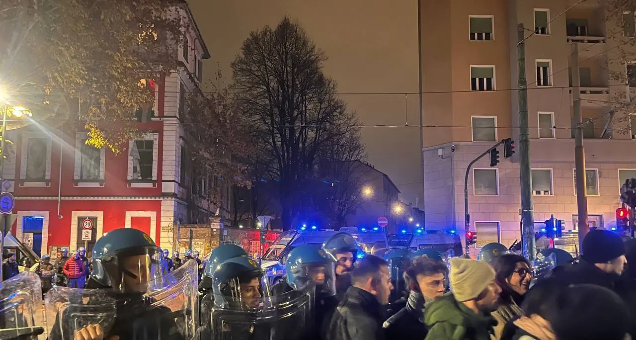 Sgomberato Askatasuna a Torino. Cgil: “Reprimere il dissenso non è la soluzione”