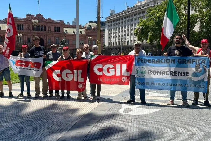 Argentina, il lavoro torna ai tempi della dittatura