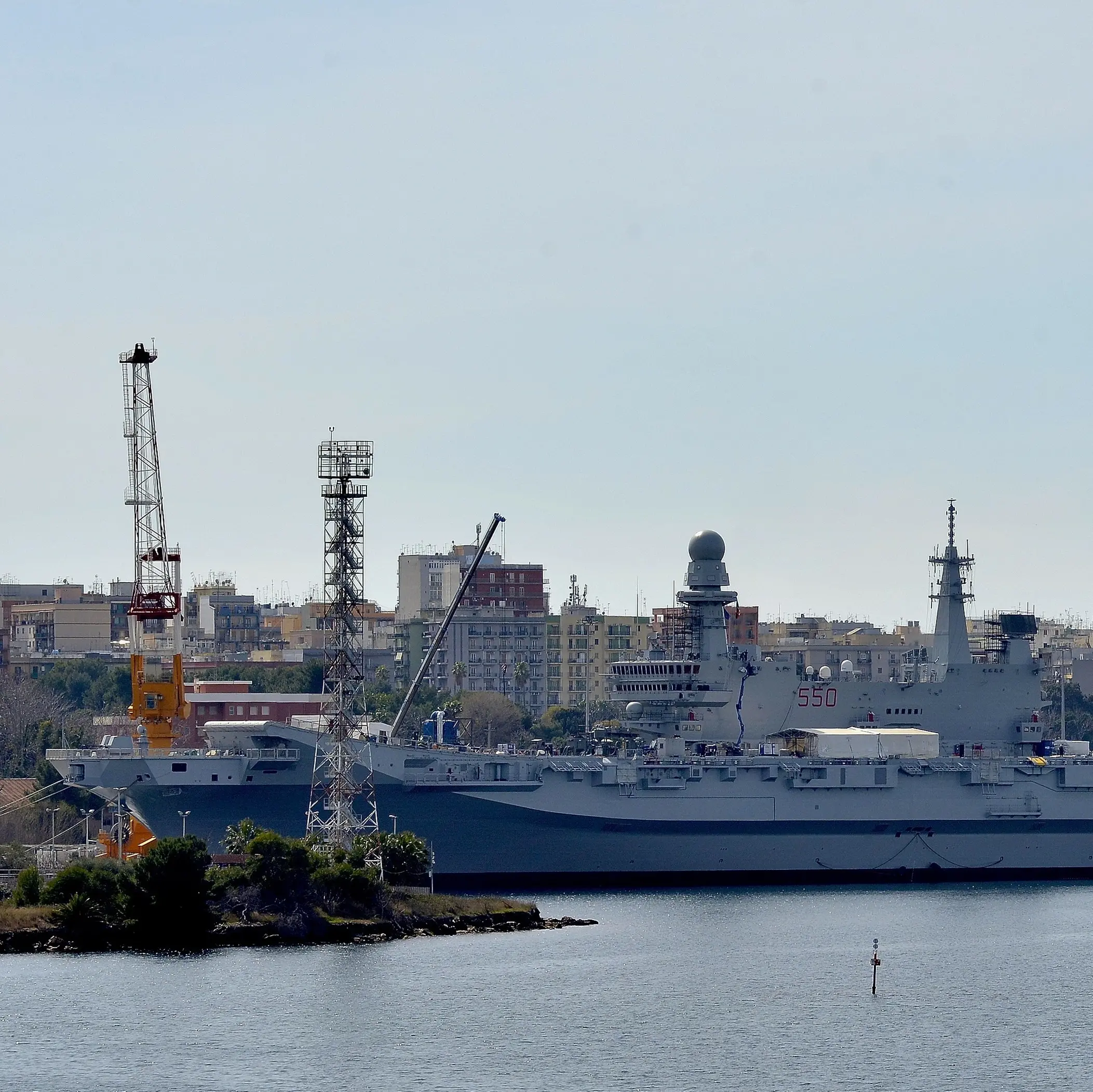 Arsenale Taranto condannato per condotta antisindacale