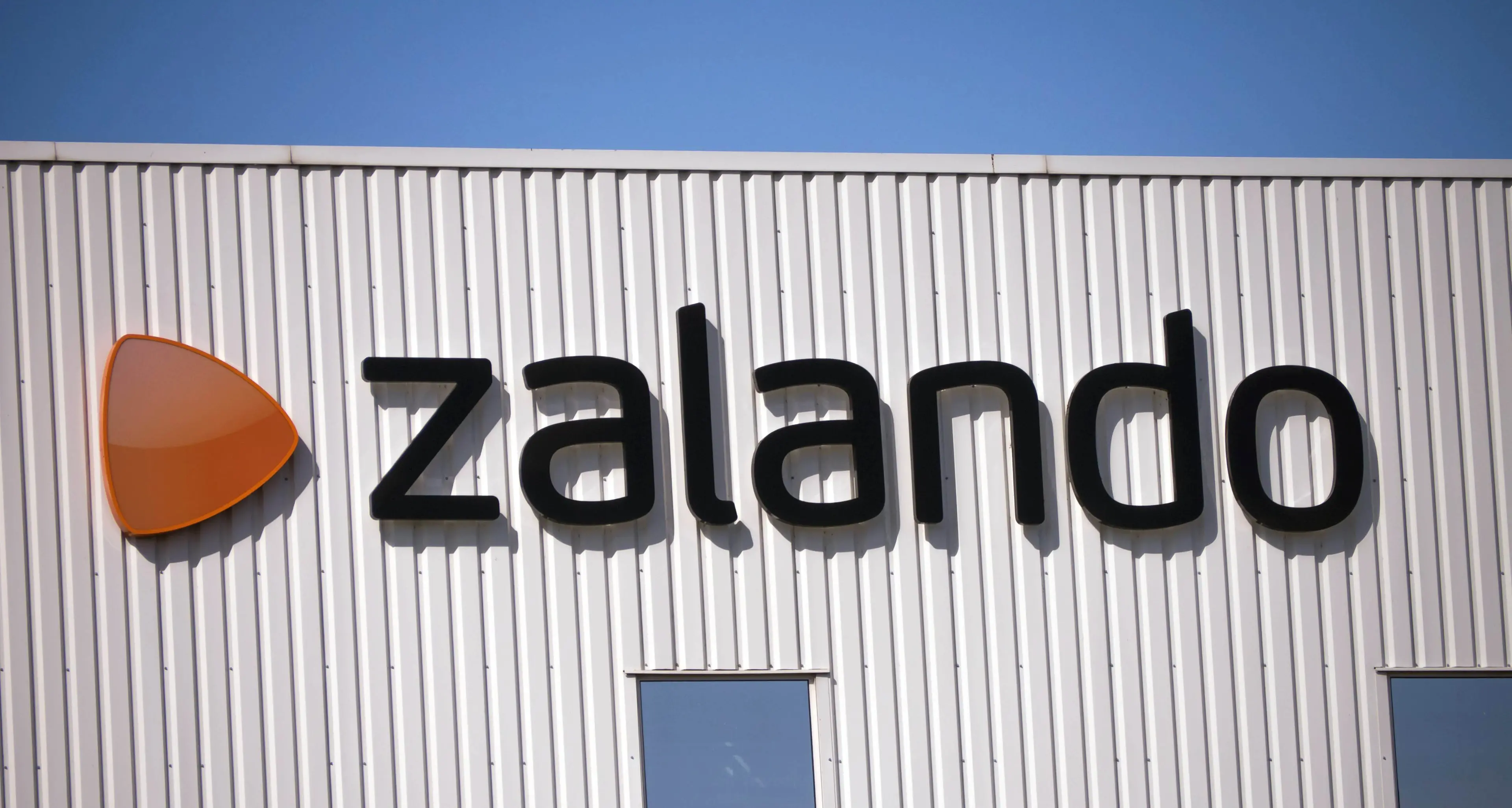 Zalando chiude il polo di Erfurt: 2.700 esuberi