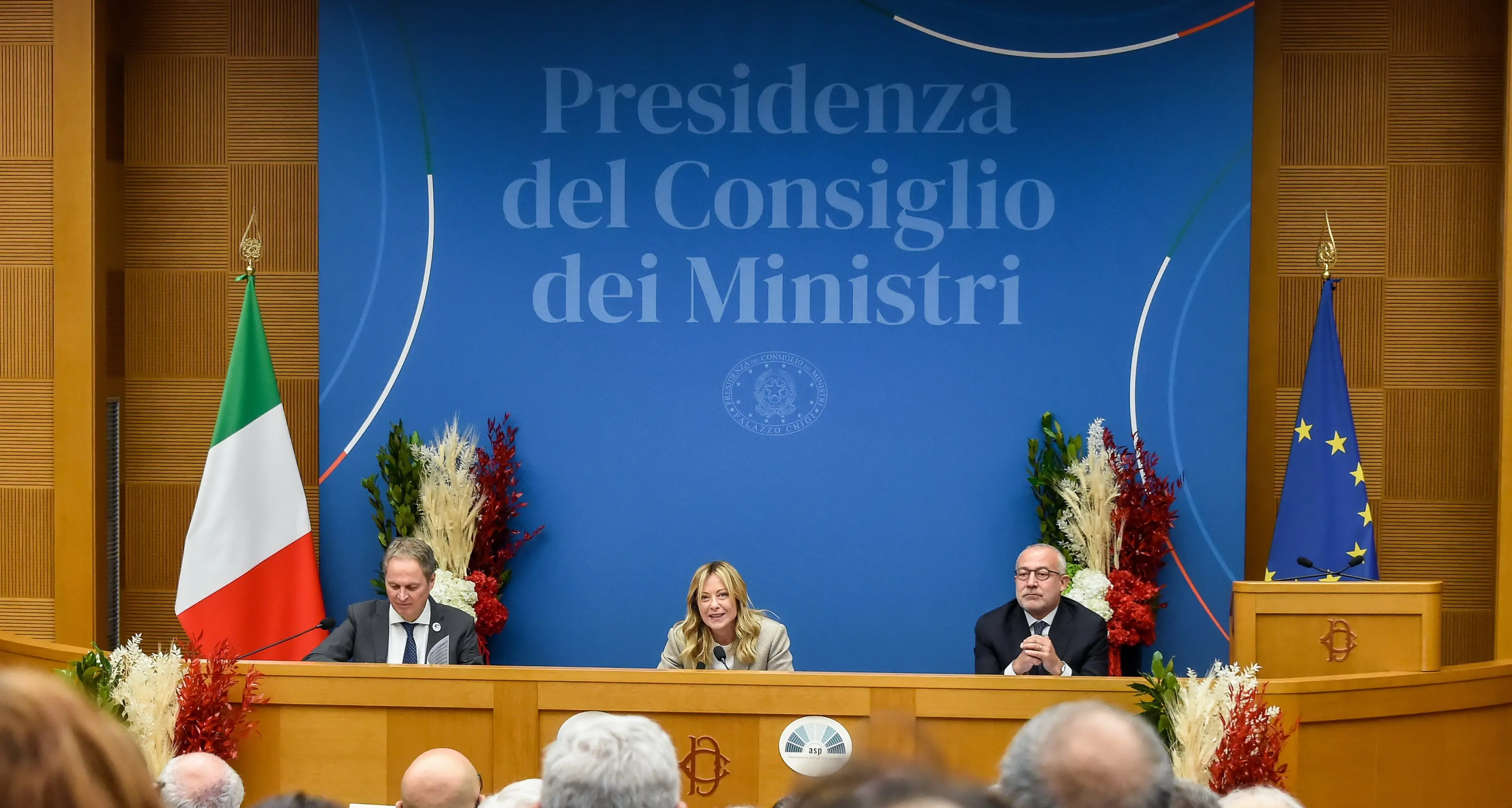 Conferenza stampa Meloni: solite promesse, soliti bersagli