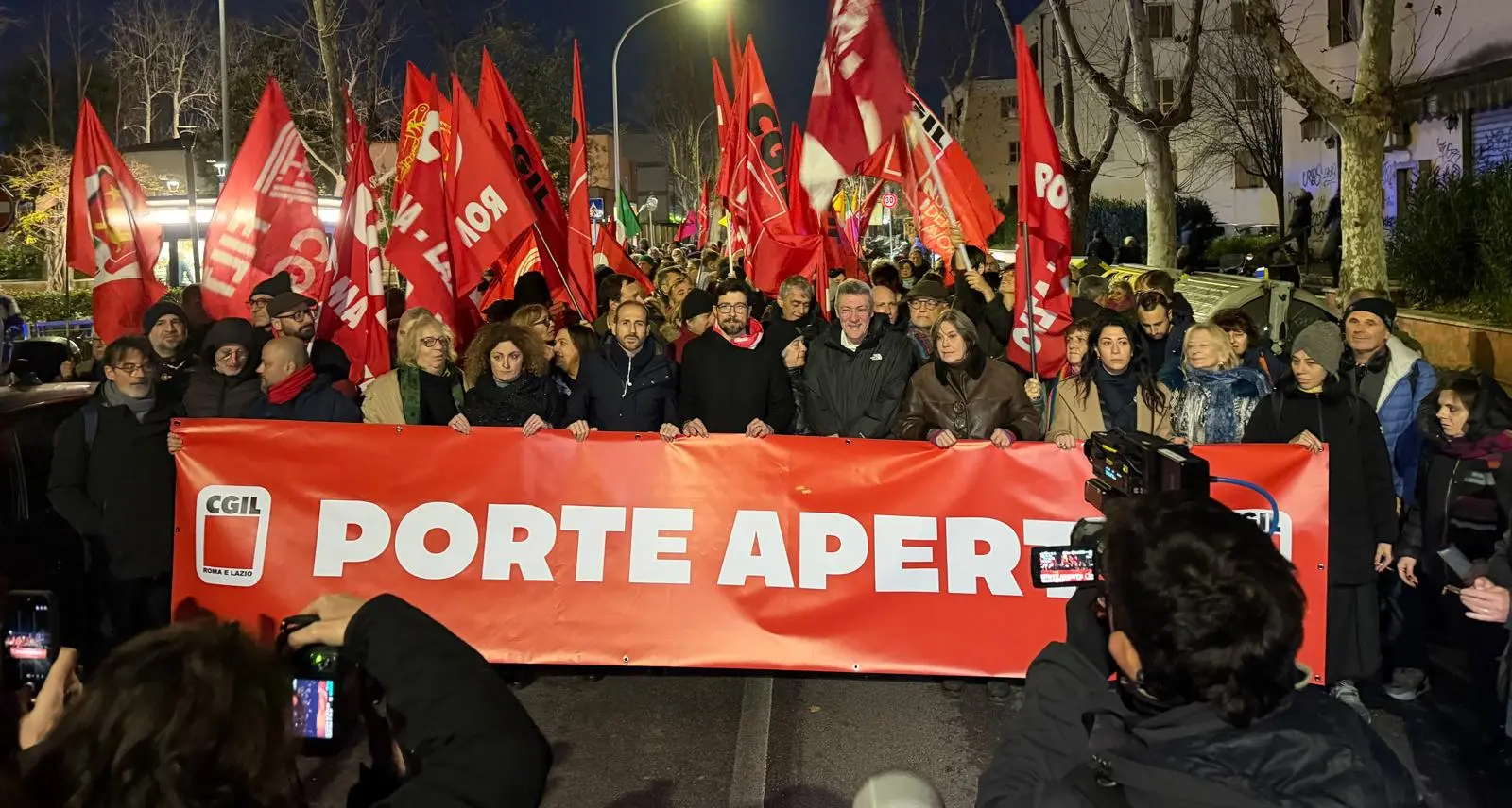 Primavalle in piazza. Landini: “Grande risposta”