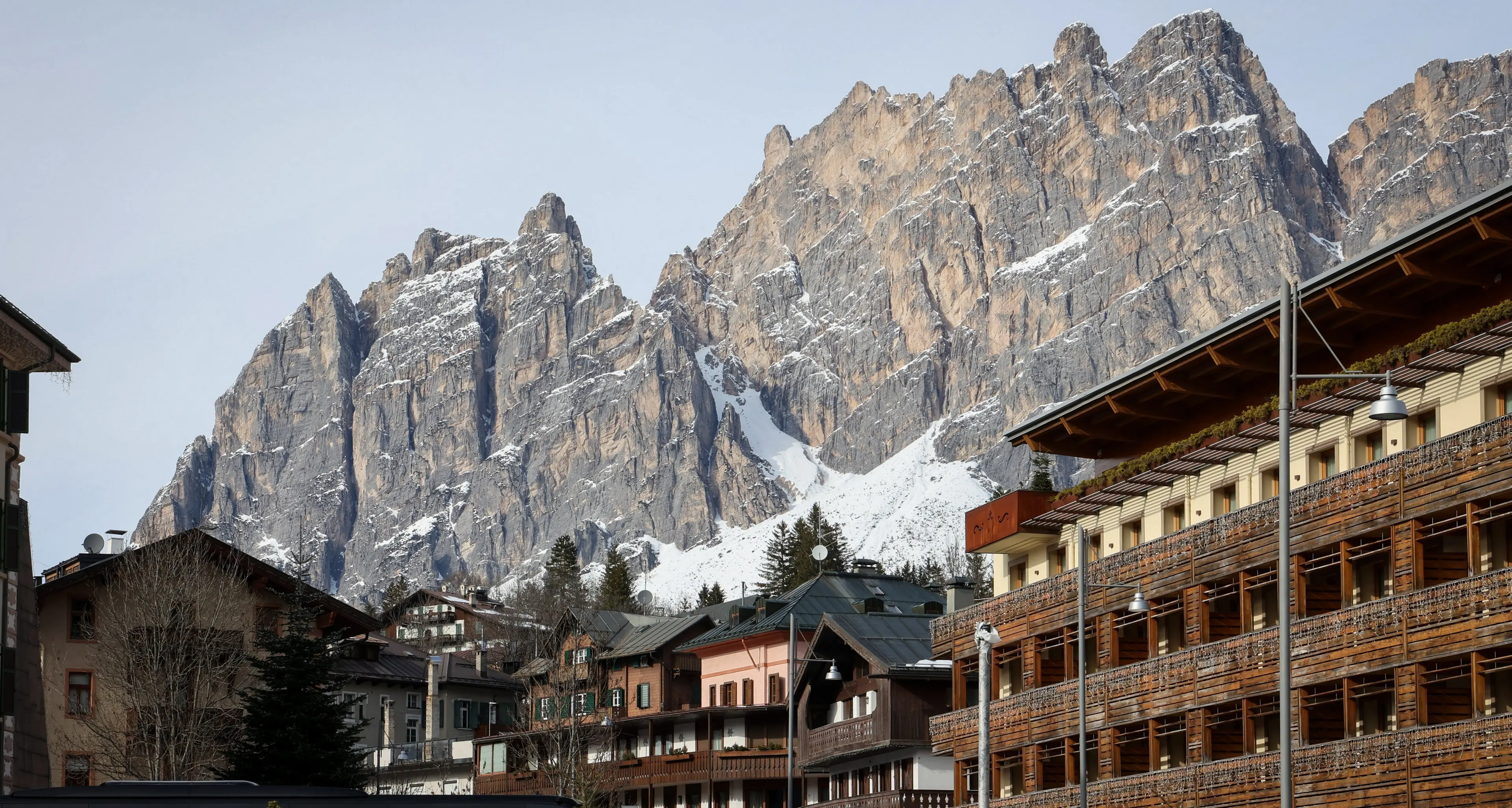 Morto sul lavoro a Cortina, Cgil e Filcams Veneto: “No alla logica del massimo profitto”