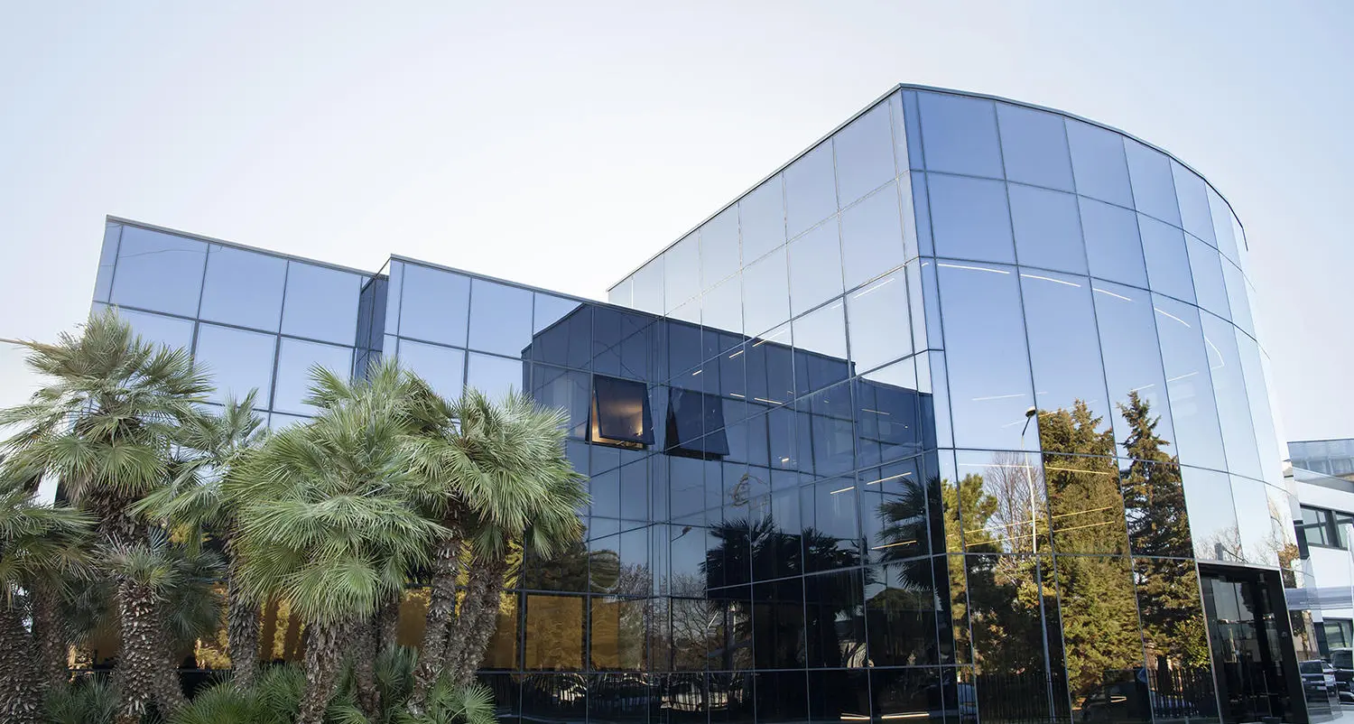 Moda in crisi, Aeffe tira dritto: 221 esuberi tra Rimini e Milano