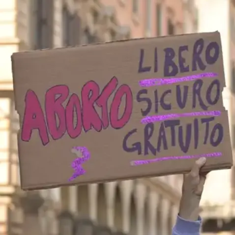 A Sanremo la campana anti-aborto, Cgil: “Iniziativa violenta”