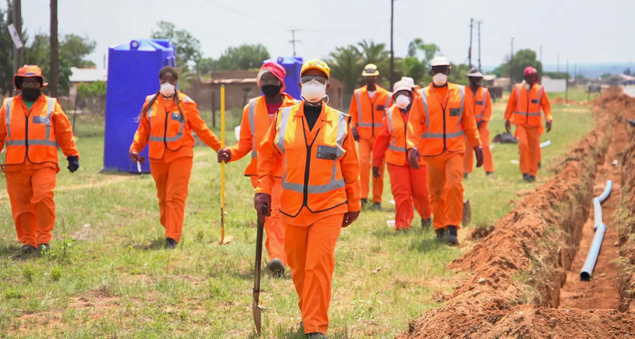 Ilo: il lavoro dignitoso resta un miraggio