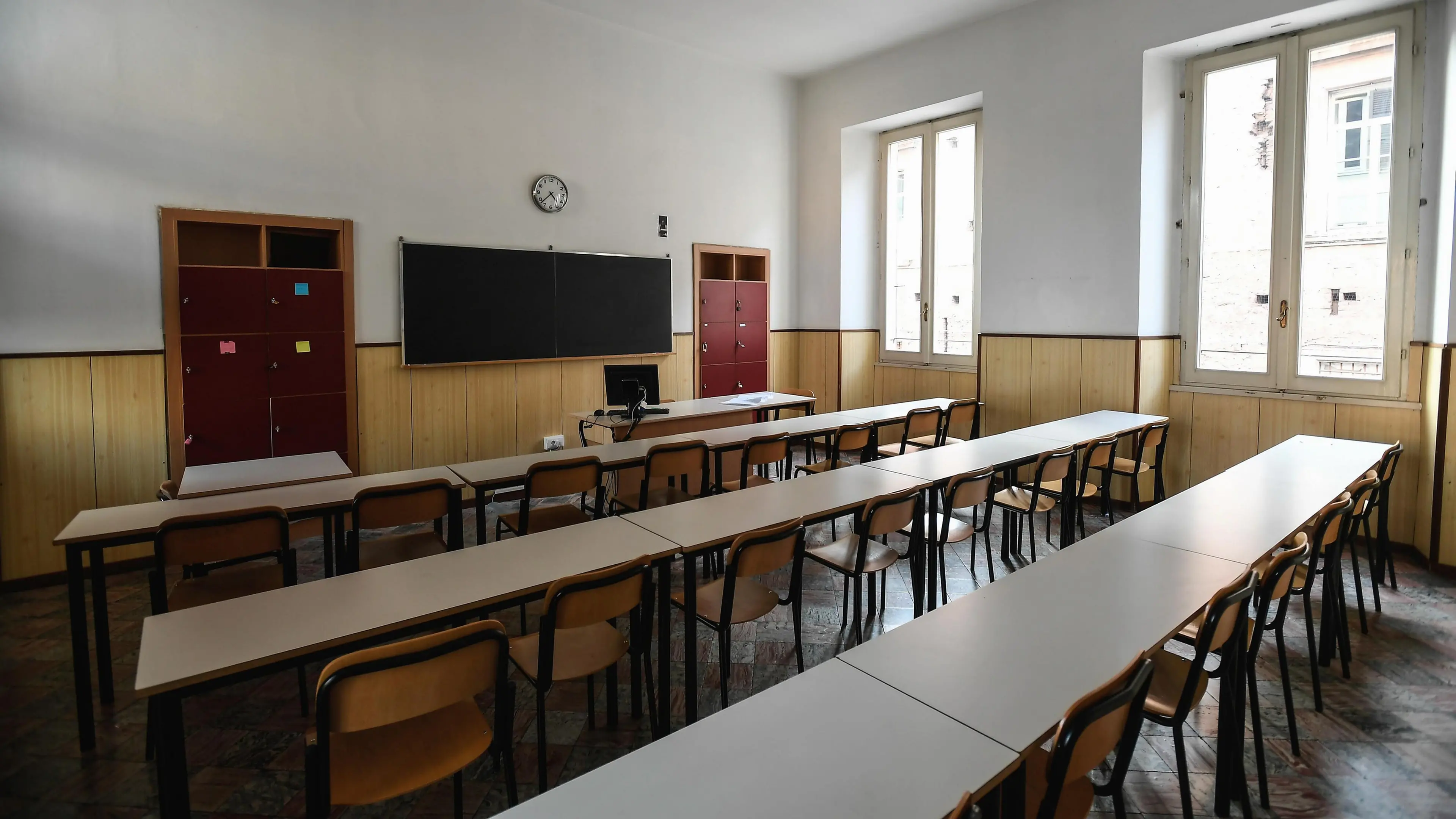 La Spezia, studente accoltellato al Domenico Chiodo. Flc: “Scuole sicure con educazione”