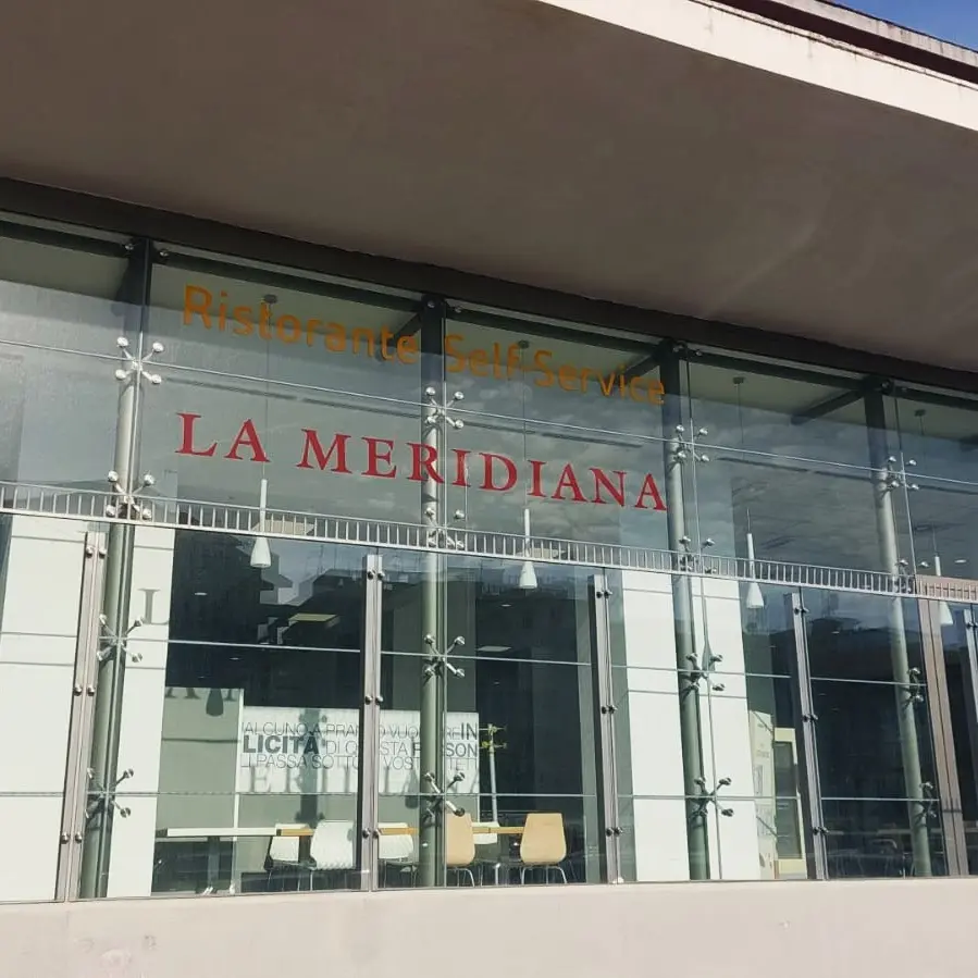 Stazione di Napoli, chiude la mensa: a rischio 12 posti di lavoro e servizio essenziale