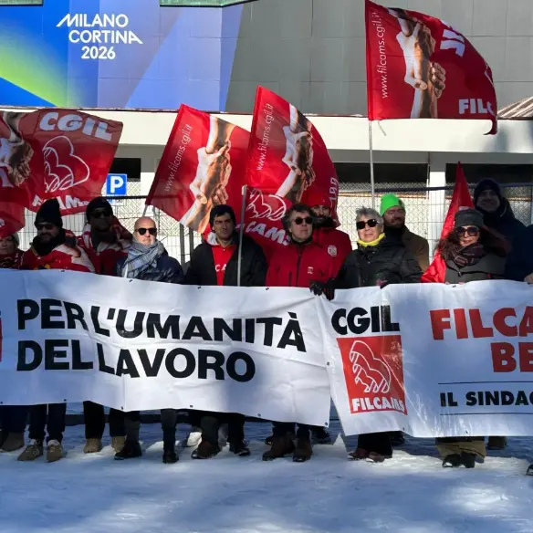 Cortina d’Ampezzo, il presidio per Pietro Zantonini
