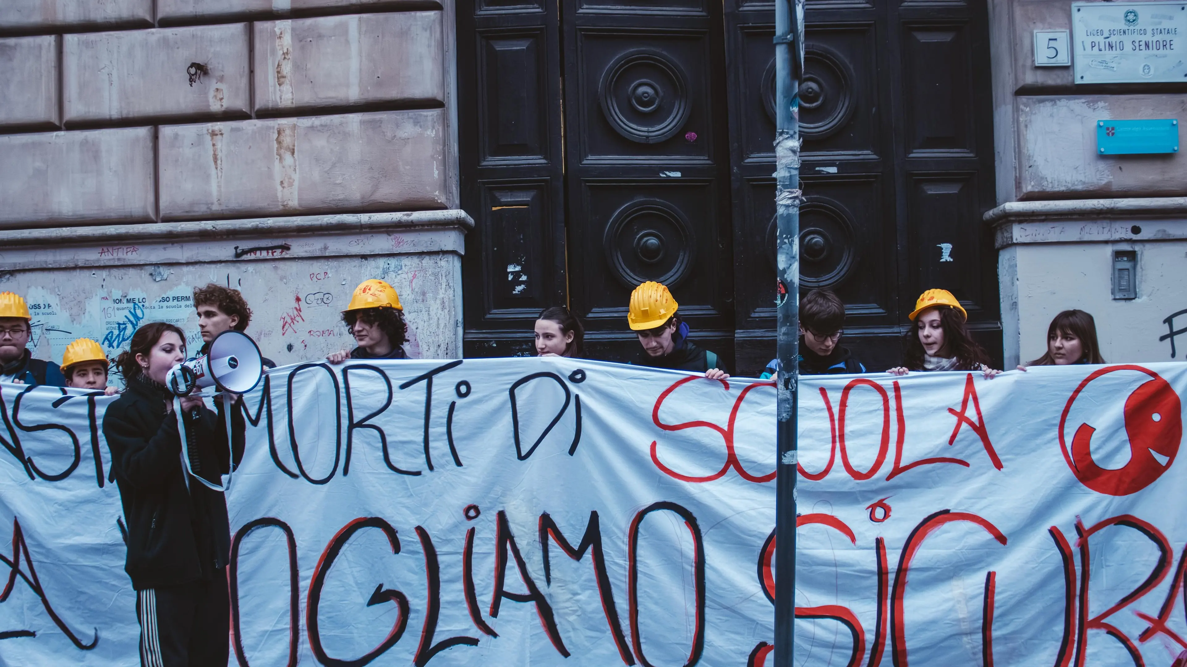 Alternanza scuola-lavoro. A quattro anni dalla morte di Lorenzo Parelli, la protesta degli studenti