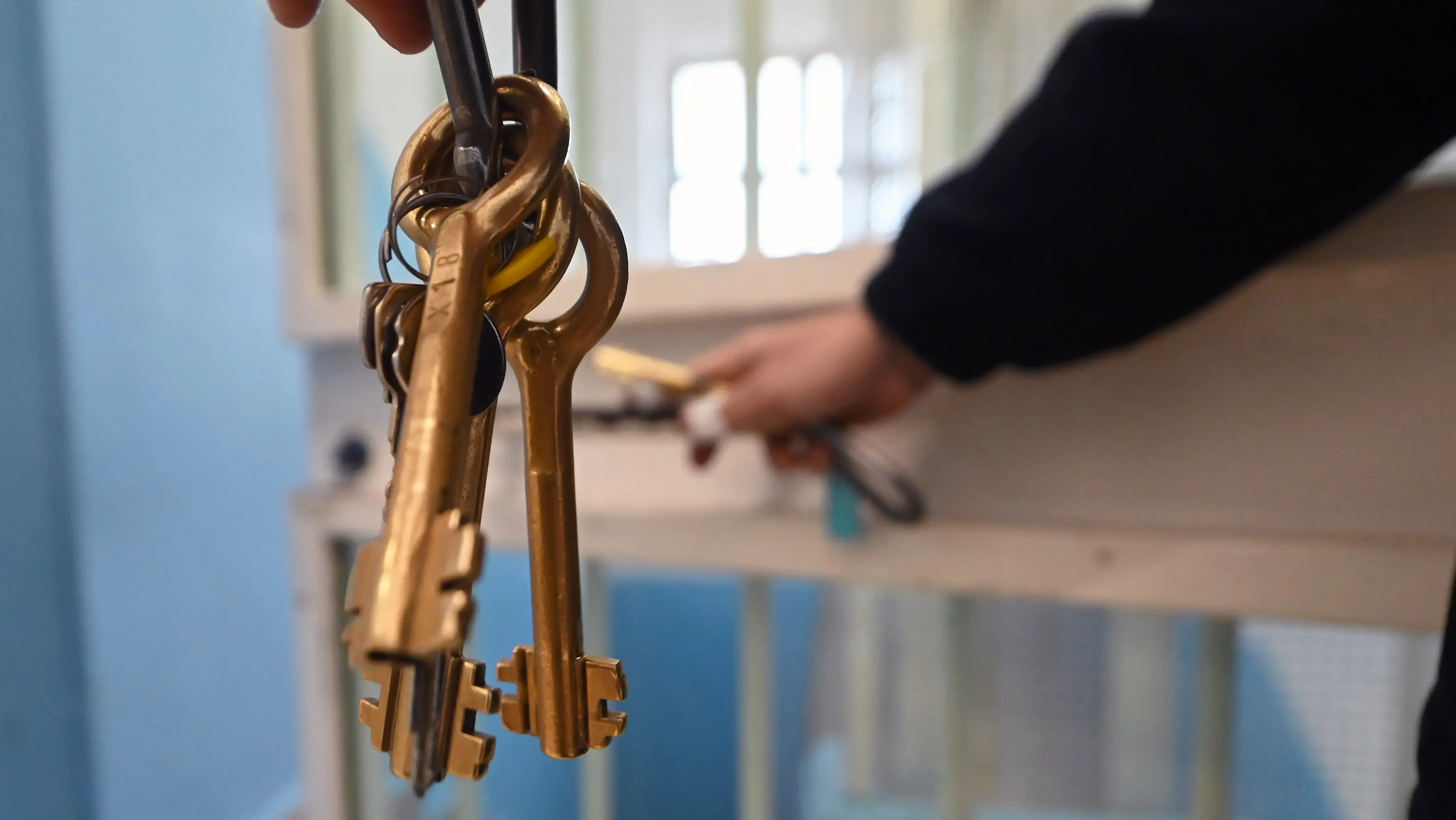 Emergenza carceri, servono clemenza e umanità